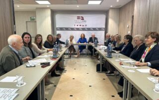 251002 Mesa del jurado premios IAT25