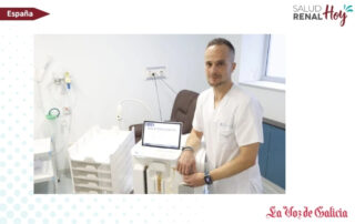 La Voz de Galicia: Alejandro entrena a pacientes para que puedan dializarse en casa