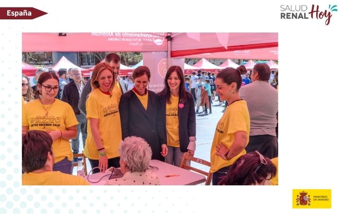 Ministerio de Sanidad: Mónica García destaca en la Marcha por la salud de Alcorcón la labor sanitaria de los municipios y la sociedad civil