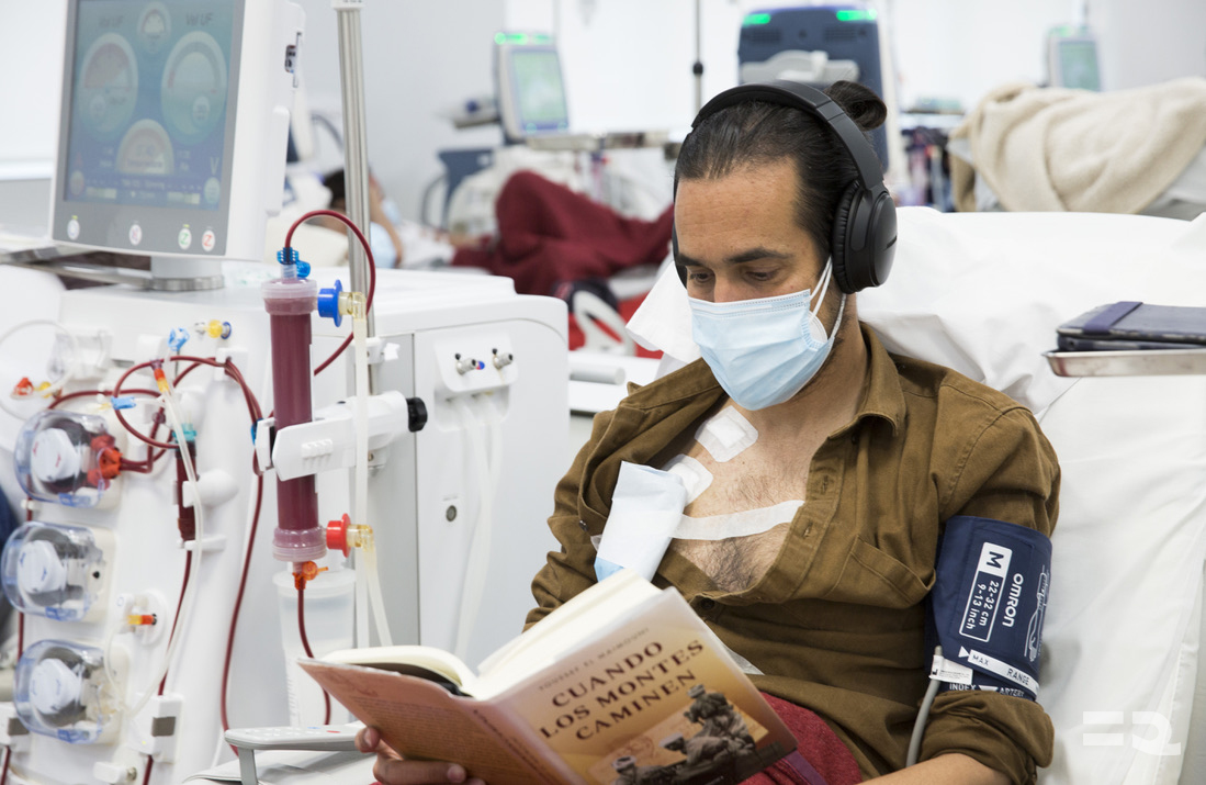 Lectura y acompañamiento durante la diálisis