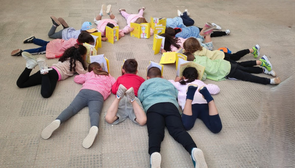 Actividad de salud renal en la infancia con Renata mi nefróloga
